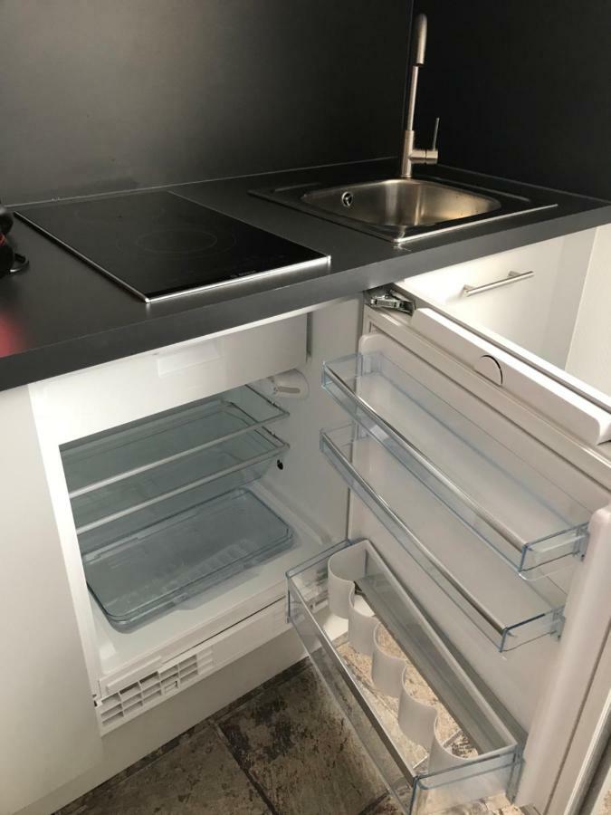 Studio Champagne Au Centre Ville Apartment Annecy Bagian luar foto
